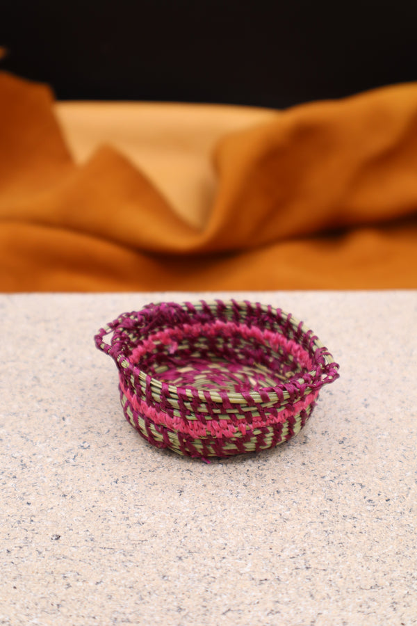 Mini Pine Needle Basket by Beckee Garris
