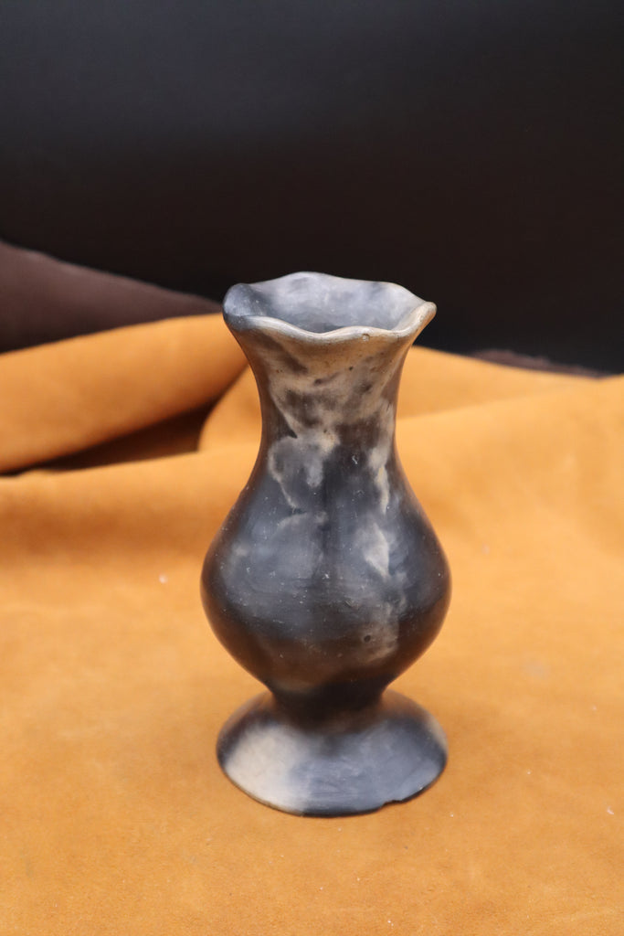 Vase - Unsigned