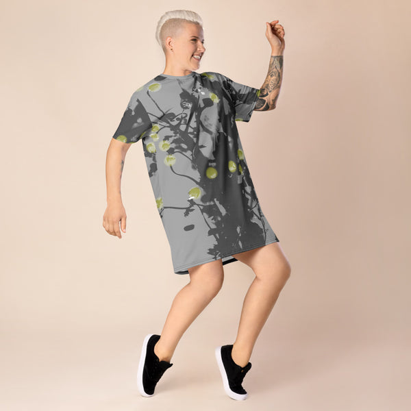 Chamomile T-shirt dress